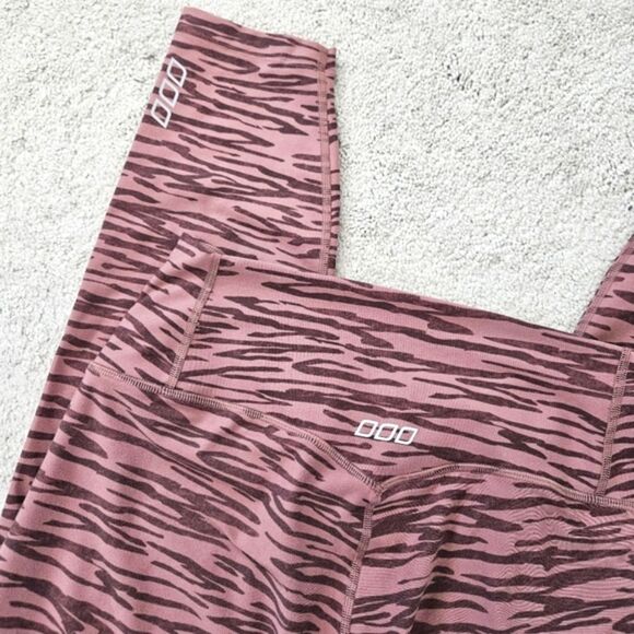Lorna Jane | Zebra Animal Print Mid Rise Logo Leggings, Womens XL Extra Large - Picture 3 of 5